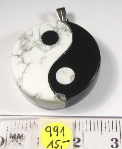 Foto Edelsteine: Yin und Yang-Anhänger