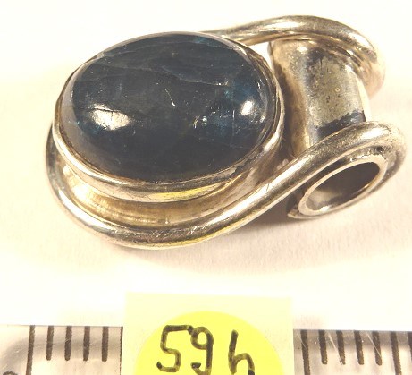 Foto Edelstein-Anhänger in Sterlingsilber: Apatit blau Cabochon