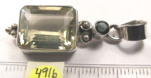 Foto Edelstein-Anh�nger in Sterlingsilber: facettierter Lemonquarz