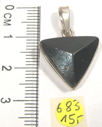 Foto Edelstein-Anh�nger in Sterlingsilber: dreieckiger Schoerl