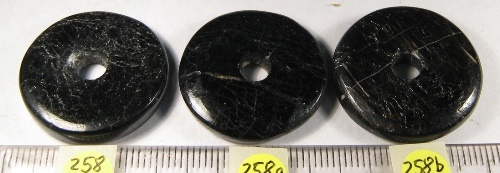 Foto Edelsteine: Schörl-Donuts ca. 25 mm Durchmesser