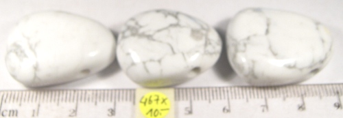 Foto Edelsteine: gebohrte Trommelsteine Howlith
