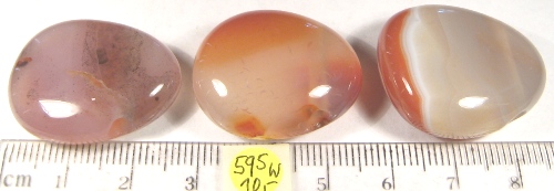 Foto Edelsteine: gebohrte Trommelsteine Karneol