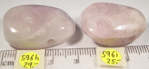 Foto Edelsteine: gebohrte Trommelsteine Kunzit