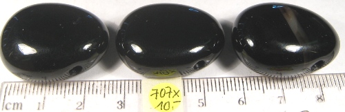 Foto Edelsteine: gebohrte Trommelsteine Onyx