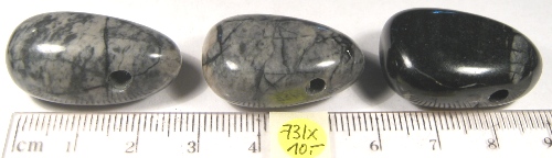 Foto Edelsteine: gebohrte Trommelsteine Picassojaspis