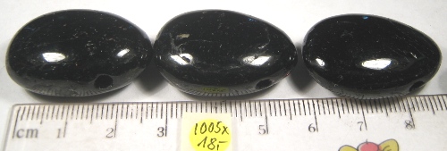 Foto Edelsteine: gebohrte Trommelsteine Schörl