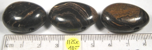 Foto Edelsteine: gebohrte Trommelsteine Stromatolith