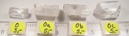 Foto Mineralien: kleine Danburit-Kristallteile