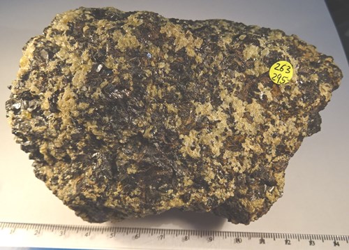 Foto Mineralien: großer Kassiterit-Rohstein