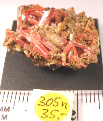 Foto Mineralien: Krokoit-Rohstein