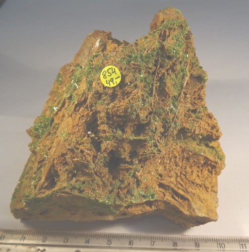 Foto Mineralien: Pyromorphit-Rohstein aus alter Sammlung
