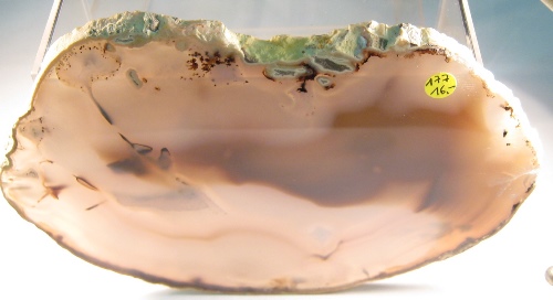 Foto Mineralien: naturfarbene Achatscheibe