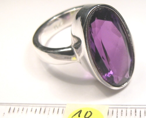 Foto Edelstein-Ringe in Sterlingsilber: facettierter Amethyst