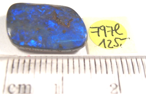 Foto Edelsteine: Opal-Ringstein mit tollem blauem Schimmer
