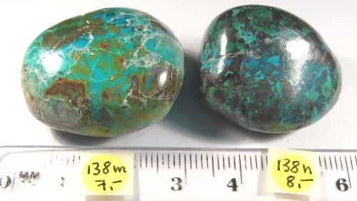 Foto Edelsteine: 2 Chrysokoll Trommelsteine